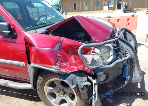 2002 Nissan Xterra Se S/C z USA, uszkodzony, nr VIN 5N1MD28T82C562614